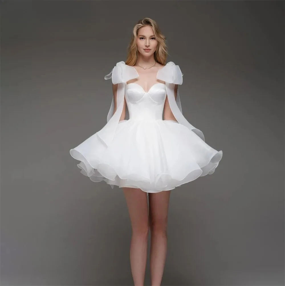Elegant Chiffon Wedding Dresses Mini A-Line Solid Bow Straps Sweetheart Bridal Gowns Backless Sleeveless Bride Dress
Elegant Chiffon Wedding Dresses Mini A-Line Solid Bow Straps Sweetheart Bridal Gowns Backless Sleeveless Bride Dress