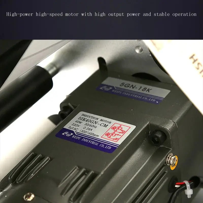 Semi Automatic Sticker Round Bottle Labeler For Beer Cans Wine Applicator Customized Automatic Labeling Machine
Semi Automatic Sticker Round Bottle Labeler For Beer Cans Wine Applicator Customized Automatic Labeling Machine