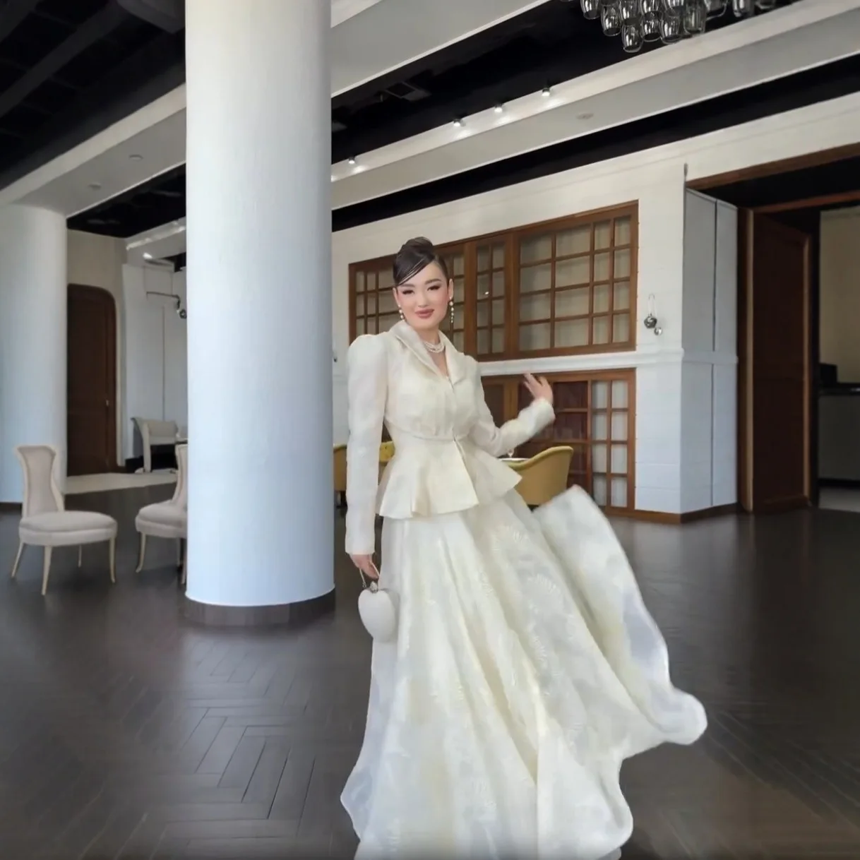 Women Two Piece Sets Skirt Set Turn Down Collar Puff Sleeve Tops Long Skirts A Line Bead Embroidery Y2k Streetwear Elegant Work
Women Two Piece Sets Skirt Set Turn Down Collar Puff Sleeve Tops Long Skirts A Line Bead Embroidery Y2k Streetwear Elegant Work
