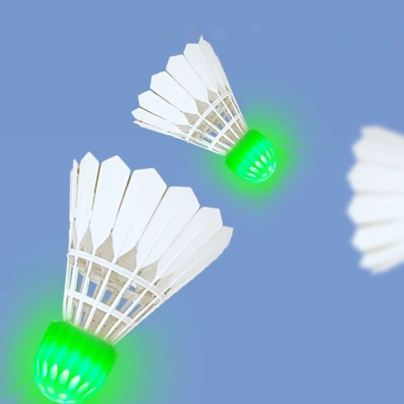 4Pcs LED Training Shuttlecocks LED Night Shuttlecocks Training Equipment
4Pcs LED Training Shuttlecocks LED Night Shuttlecocks Training Equipment