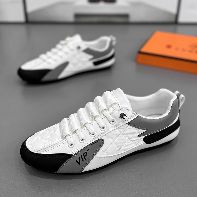 Unisex Slip-On Soft Bottom Sports Shoes Fashionable All-Match Spring Leisure Bean Bean Flats Trendy White Shoes for Men
Unisex Slip-On Soft Bottom Sports Shoes Fashionable All-Match Spring Leisure Bean Bean Flats Trendy White Shoes for Men