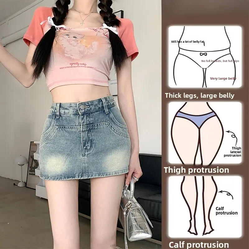 Джинсовая юбка с высокой талией, женская, летняя, новая, больших размеров, скрывающая бедра, короткая юбка-шорты, в стиле ретро, американская, для повседневной носки, в стиле Hot Girl, из искусственной кожи.
Джинсовая юбка с высокой талией, женская, летняя, новая, больших размеров, скрывающая бедра, короткая юбка-шорты, в стиле ретро, американская, для повседневной носки, в стиле Hot Girl, из искусственной кожи.