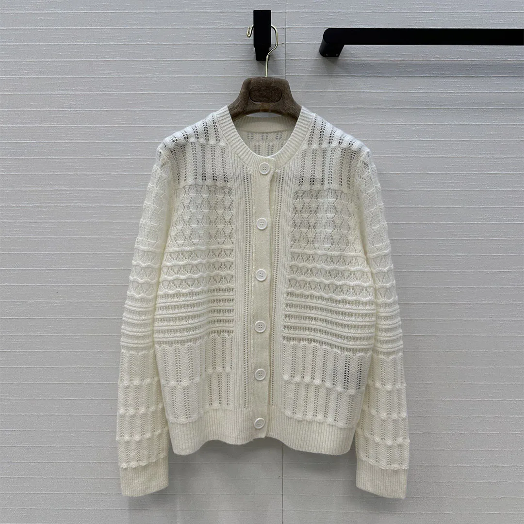 2025 New Fashion Autumn Cashmere White Crochet Hollow Out Knitted Cardigan Women O-neck Single Breasted Long Sleeve Cute Sweater
2025 New Fashion Autumn Cashmere White Crochet Hollow Out Knitted Cardigan Women O-neck Single Breasted Long Sleeve Cute Sweater
