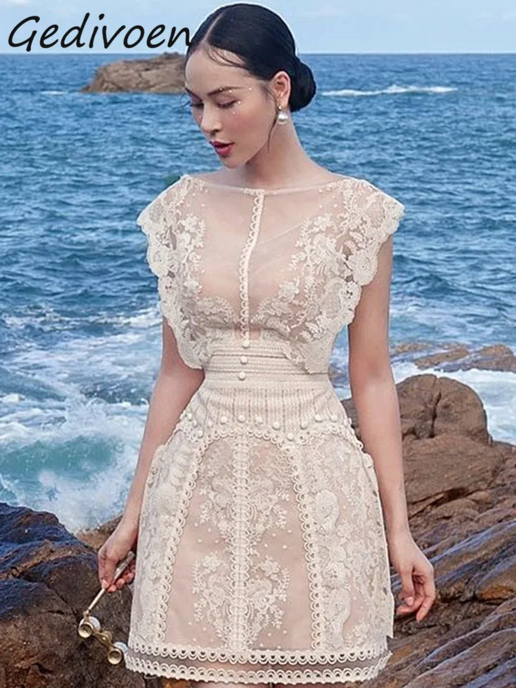 Gedivoen Autumn Fashion Designer Beige Vintage Vest Dress Women's Slash Neck Lace Embroidery Button High Waist Slim Mini Dress
Gedivoen Autumn Fashion Designer Beige Vintage Vest Dress Women's Slash Neck Lace Embroidery Button High Waist Slim Mini Dress