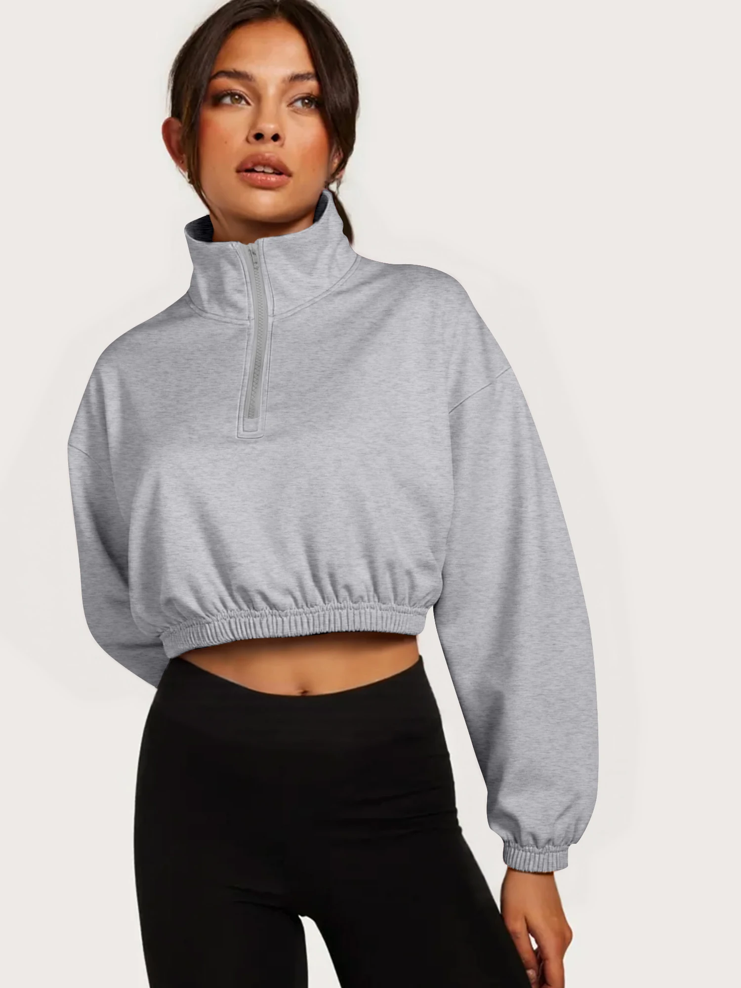 Женская укороченная толстовка в минималистичном стиле с воротником-стойкой на молнии до середины груди, свободного кроя, с длинными рукавами и утяжкой на талии, повседневный топ
Женская укороченная толстовка в минималистичном стиле с воротником-стойкой на молнии до середины груди, свободного кроя, с длинными рукавами и утяжкой на талии, повседневный топ