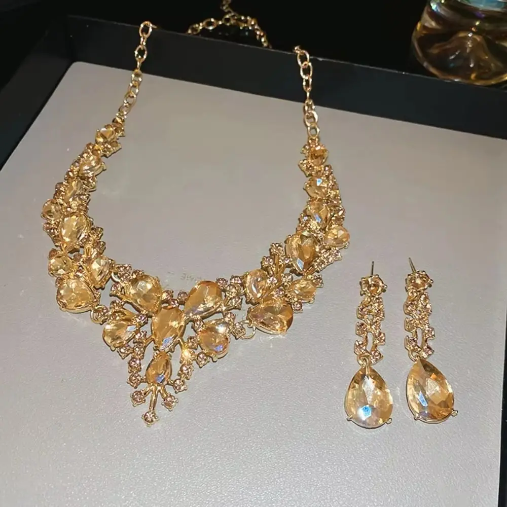 Bling Rhinestone Rhinestone Necklace Flower Fringe Champagne Color Bridal Jewelry Dangle Earrings Light Luxury Wedding Jewelry
Bling Rhinestone Rhinestone Necklace Flower Fringe Champagne Color Bridal Jewelry Dangle Earrings Light Luxury Wedding Jewelry