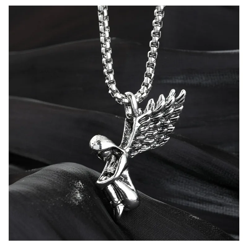 Guardian Angel's Wings, Cool guy titanium steel necklace Pendant, retro student accessory
Guardian Angel's Wings, Cool guy titanium steel necklace Pendant, retro student accessory