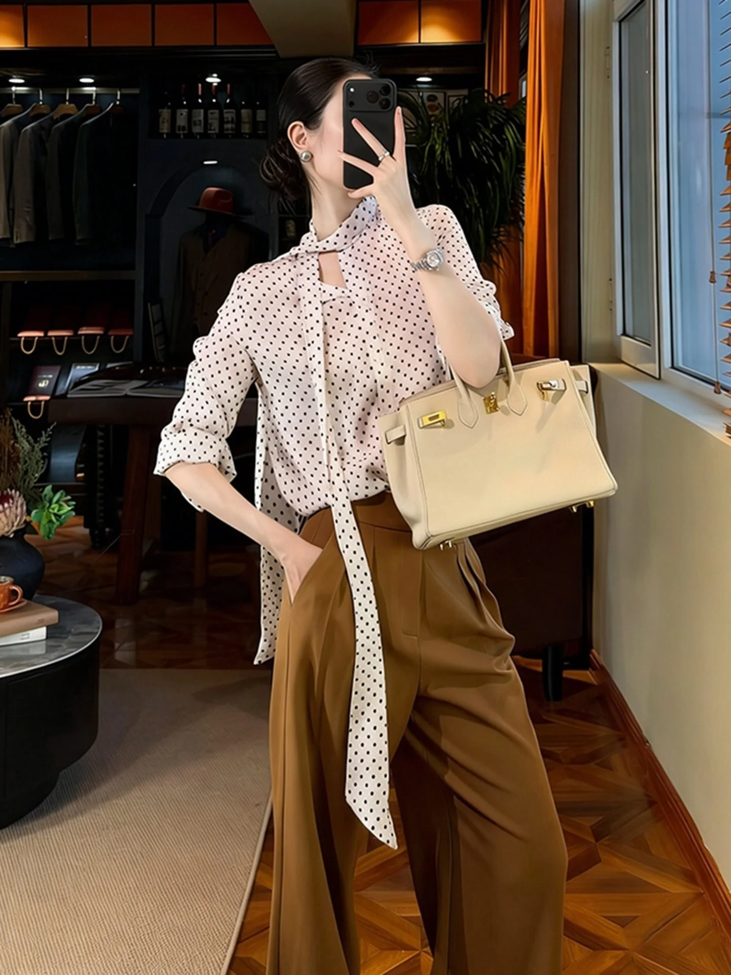 Ele Polka Dot Sa irt Women's Long Sve Commute Slimming Top Luxury Sle V-Ne Open Cardigan Spring 2026
Ele Polka Dot Sa irt Women's Long Sve Commute Slimming Top Luxury Sle V-Ne Open Cardigan Spring 2026