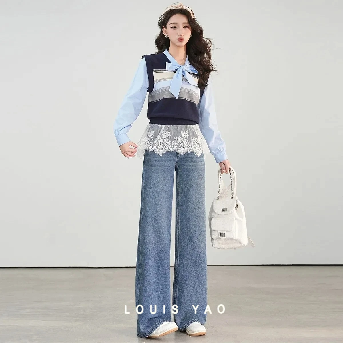 LOUIS YAO High Waist Jeans Retro Casual Jeans 2025 Spring High Waist Long Back Elastic Waist Design Women's Pants New
LOUIS YAO High Waist Jeans Retro Casual Jeans 2025 Spring High Waist Long Back Elastic Waist Design Women's Pants New