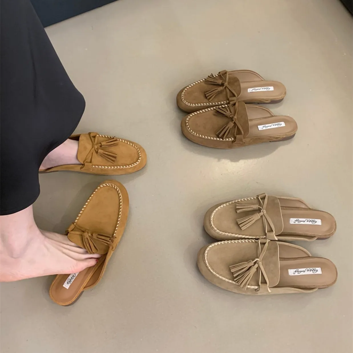 Bailamos Summer Flat Heel Women Slipper Fashion Ladies Casual Round Toe Slip On Mules Shoes Outdoor Soft Leather Sandal Slides
Bailamos Summer Flat Heel Women Slipper Fashion Ladies Casual Round Toe Slip On Mules Shoes Outdoor Soft Leather Sandal Slides
