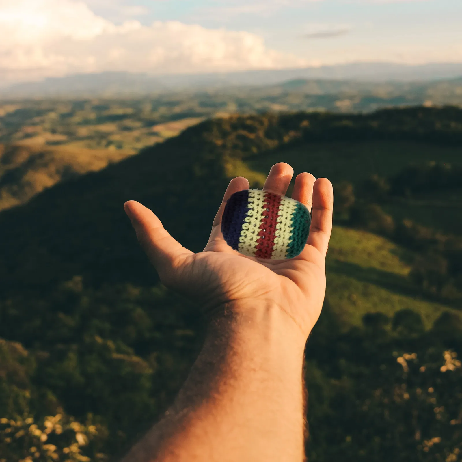 5Pcs Assorted Colored Foot Bags Woven Kick Balls Teamwork Game Props Durable Use for Boys Girls Hacky Balls Foot Bags
5Pcs Assorted Colored Foot Bags Woven Kick Balls Teamwork Game Props Durable Use for Boys Girls Hacky Balls Foot Bags