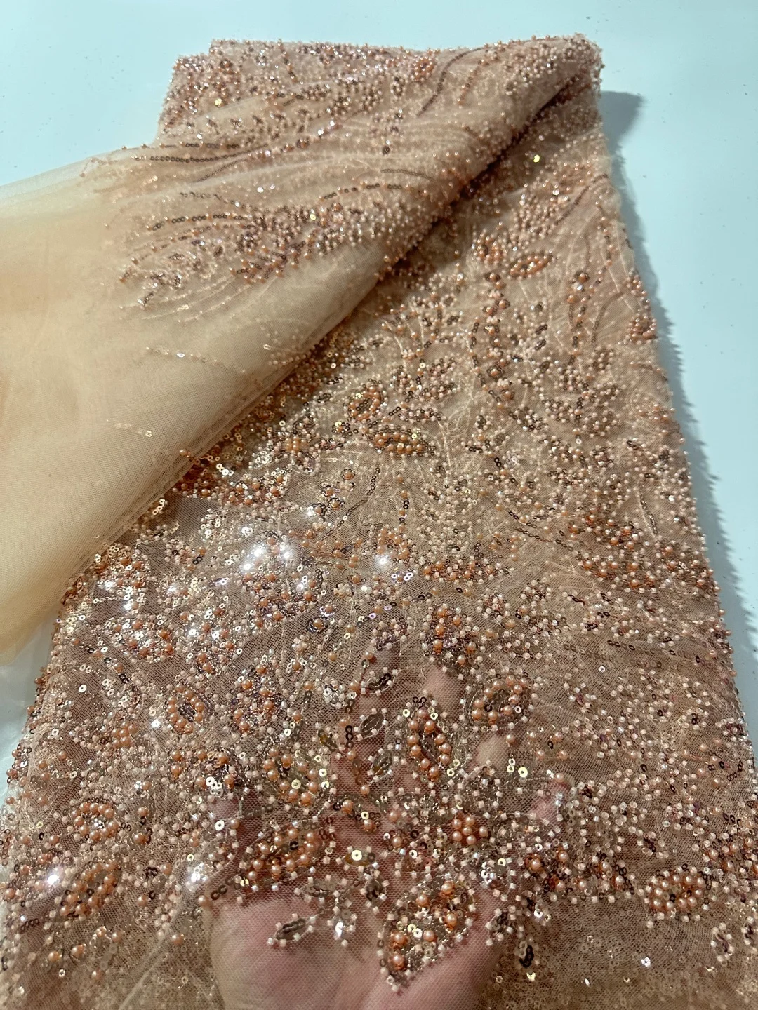 2026 Luxury Beads Sequin French Embroidery Mesh Tulle Lace Fabric for Wedding Dress African Nigerian Lace Fabric Sewing Material
2026 Luxury Beads Sequin French Embroidery Mesh Tulle Lace Fabric for Wedding Dress African Nigerian Lace Fabric Sewing Material