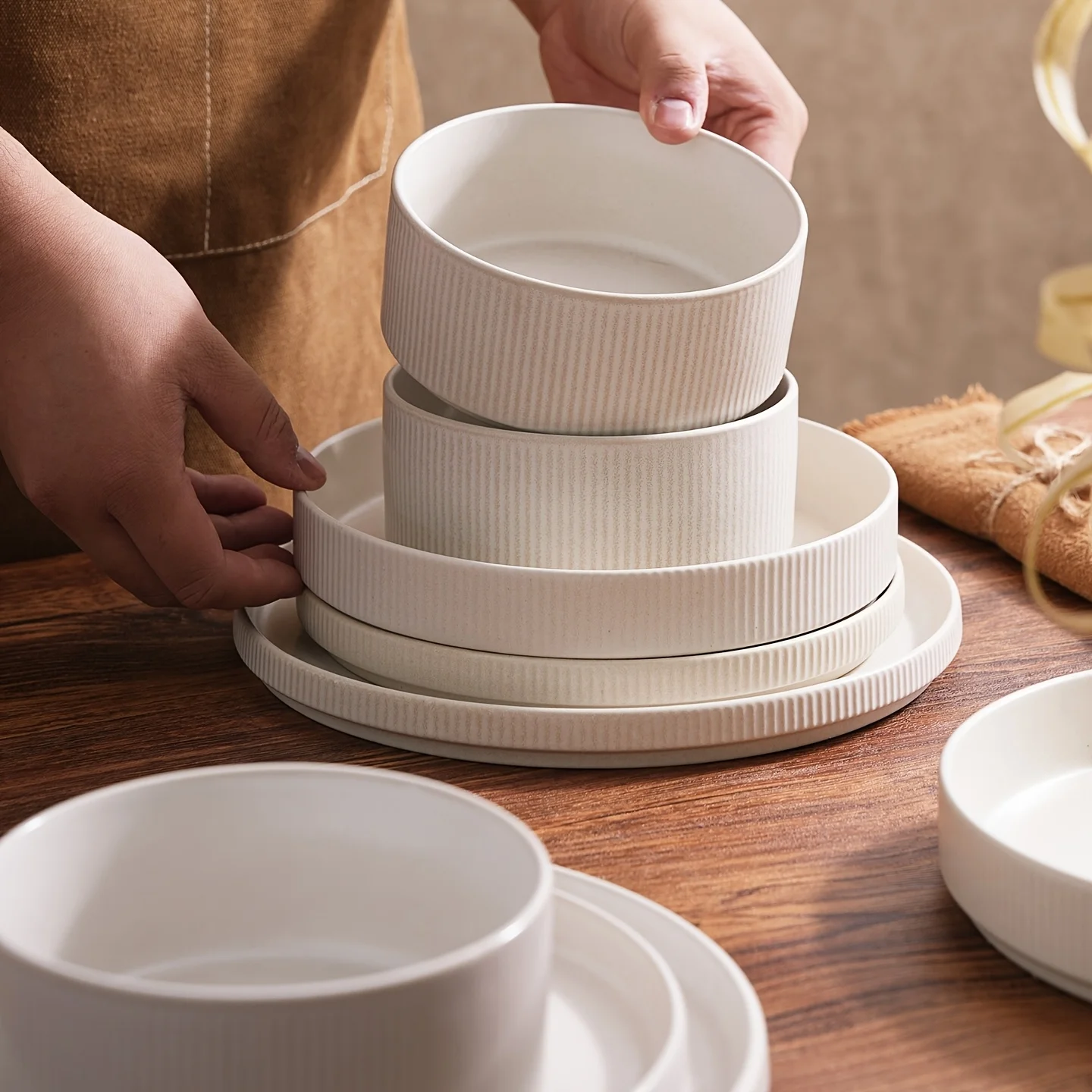 12pcs Stoneware Dinnerware Sets, Round Plates And Bowls Set for 4, Ribbed, Dishwasher And Microwave Safe, Full Glaze Matte White
12pcs Stoneware Dinnerware Sets, Round Plates And Bowls Set for 4, Ribbed, Dishwasher And Microwave Safe, Full Glaze Matte White