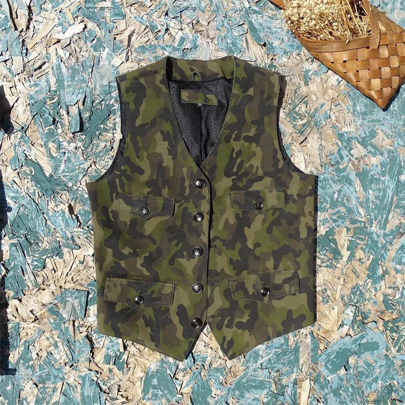 Натуральный кожаный жилет из коровьей кожи, большой размер, камуфляжный, разноцветный, матовый, из матовой кожи, всего 00 штук, свободный крой, модный городской стиль, короткий фасон.
Натуральный кожаный жилет из коровьей кожи, большой размер, камуфляжный, разноцветный, матовый, из матовой кожи, всего 00 штук, свободный крой, модный городской стиль, короткий фасон.