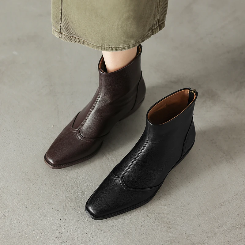 2026 new winter women ankle boots natural leather plus size 22-26cm sheepskin round toe thick heel back zip short boots
2026 new winter women ankle boots natural leather plus size 22-26cm sheepskin round toe thick heel back zip short boots
