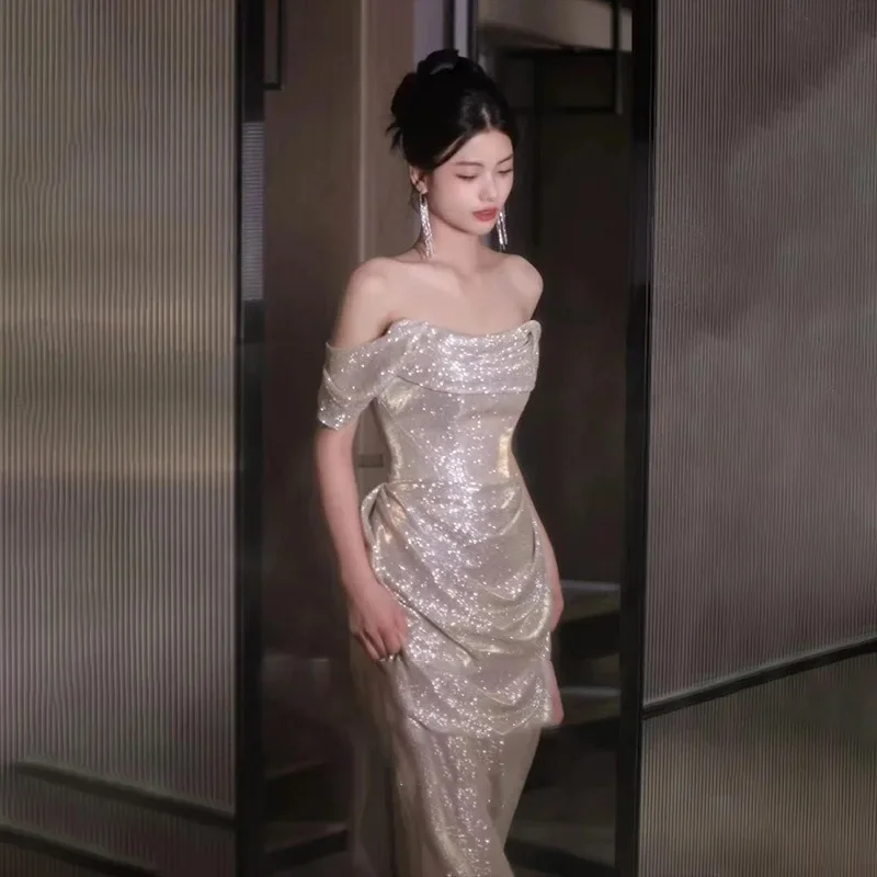 2025 New Women's One Shoulder Dress Evening Dress Fashion Engagement Banquet Host High Quality Luxury Bridal Toast Dress
2025 New Women's One Shoulder Dress Evening Dress Fashion Engagement Banquet Host High Quality Luxury Bridal Toast Dress
