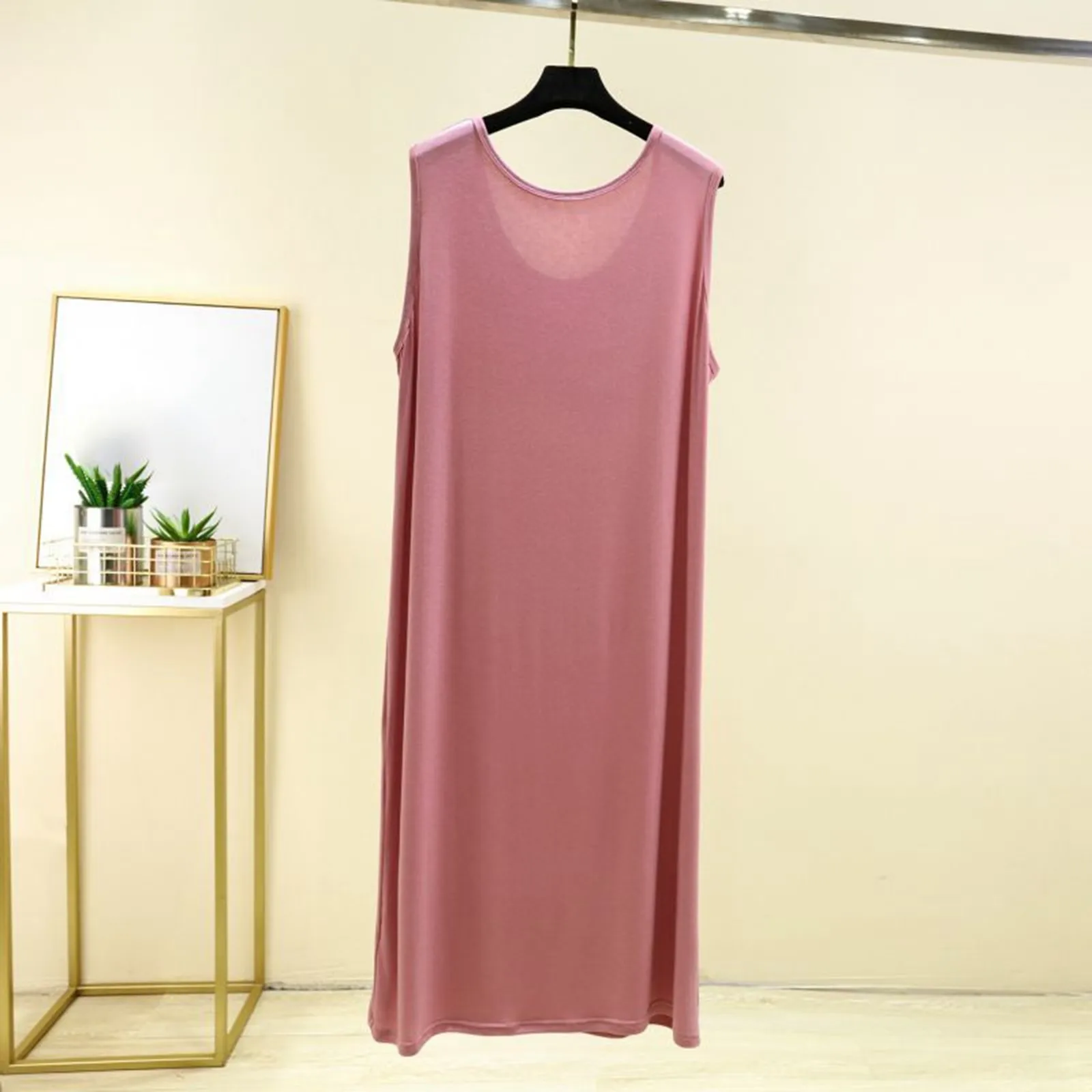 Summer Lightweight Sleeveless Tank Dress Loose Fit Long Comfortable Round Neck Home Casual Wear For Summer Wrap Dress for Women
Summer Lightweight Sleeveless Tank Dress Loose Fit Long Comfortable Round Neck Home Casual Wear For Summer Wrap Dress for Women