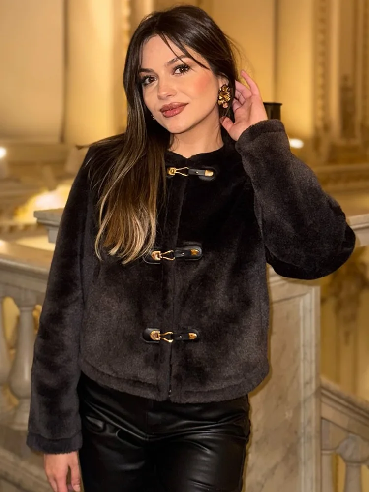 HH женский зимний модный свободный повседневный бархатный спортивный топ с Тедди, женский простой универсальный пуловер на молнии с длинными рукавами, куртка
HH женский зимний модный свободный повседневный бархатный спортивный топ с Тедди, женский простой универсальный пуловер на молнии с длинными рукавами, куртка