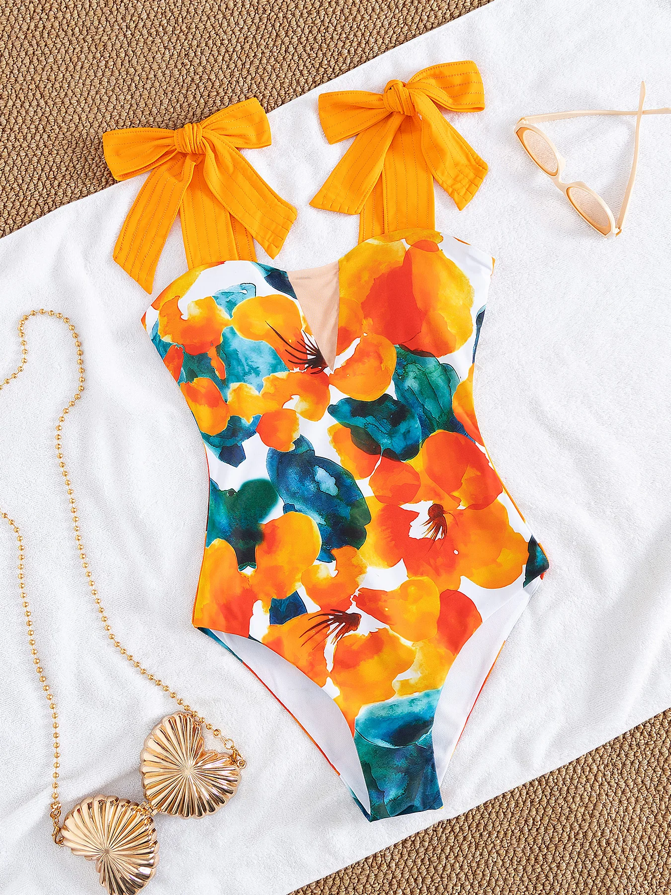 Женский модный цельный купальник с завязками на плечах, женский сексуальный лоскутный боди с принтом, купальник, женская пляжная одежда для отпуска 2026
Женский модный цельный купальник с завязками на плечах, женский сексуальный лоскутный боди с принтом, купальник, женская пляжная одежда для отпуска 2026