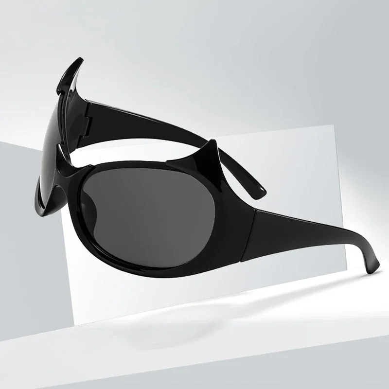 2024 New Y2K Vintage Demon Sunglasses Women Men Fashion Funny Party Cat Eye Sun Glasses Female Halloween Shades Oculos De Sol
2024 New Y2K Vintage Demon Sunglasses Women Men Fashion Funny Party Cat Eye Sun Glasses Female Halloween Shades Oculos De Sol