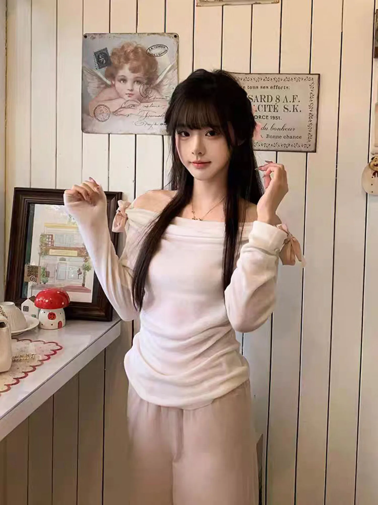 Classic Elegant Soluble Wool Knitted One-Shoulder Knot Casual Women's Long Sleeve Top Stylish Commute Style
Classic Elegant Soluble Wool Knitted One-Shoulder Knot Casual Women's Long Sleeve Top Stylish Commute Style