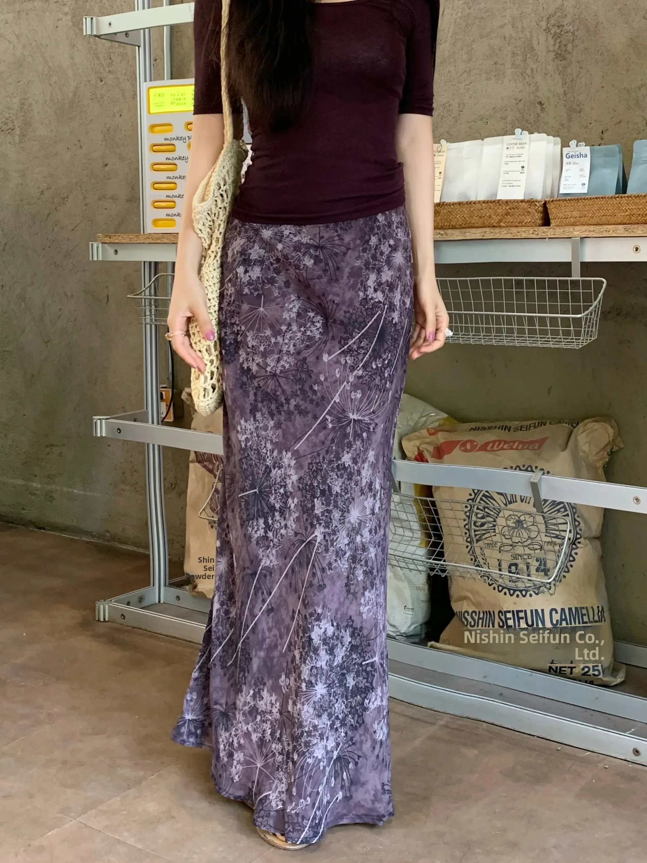 Retro Print High Waist Bodycon Skirt Half-length Women's Summer Elegance Purple Slimming Long Fish Tail Skirt
Retro Print High Waist Bodycon Skirt Half-length Women's Summer Elegance Purple Slimming Long Fish Tail Skirt
