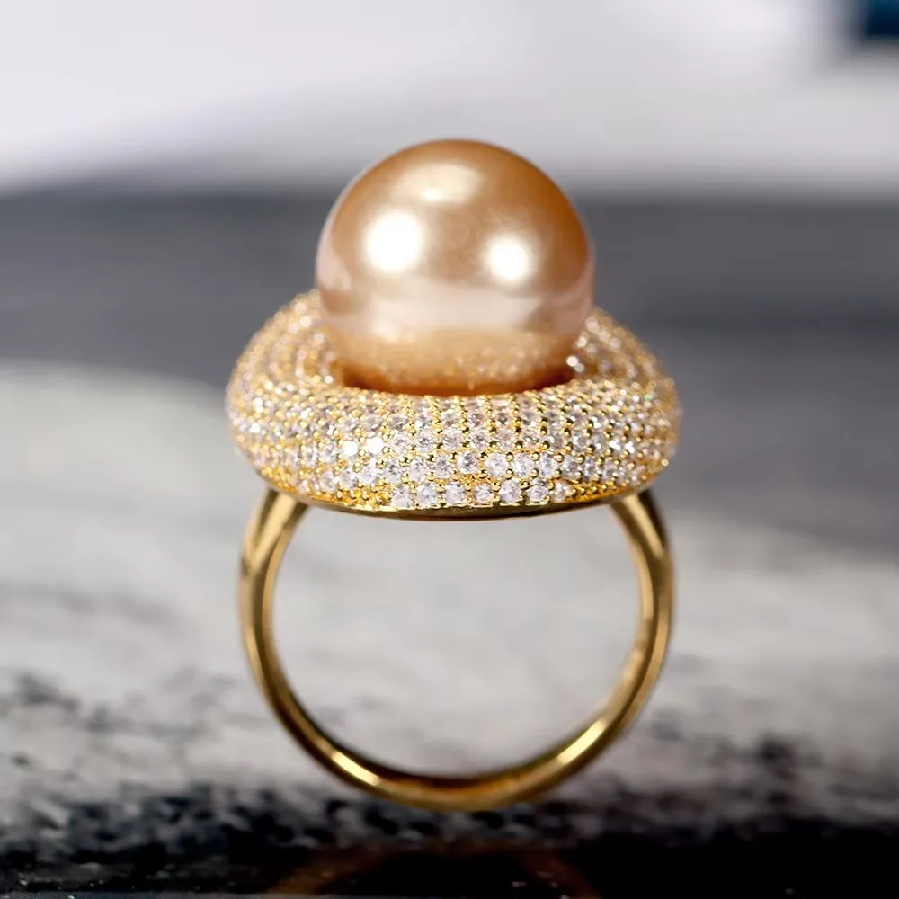 Romantic and Shiny Flower Shape High Quality Cubic Zirconia Charming Lady Pearl Ring Bridal Wedding Accessories Jewelry
Romantic and Shiny Flower Shape High Quality Cubic Zirconia Charming Lady Pearl Ring Bridal Wedding Accessories Jewelry