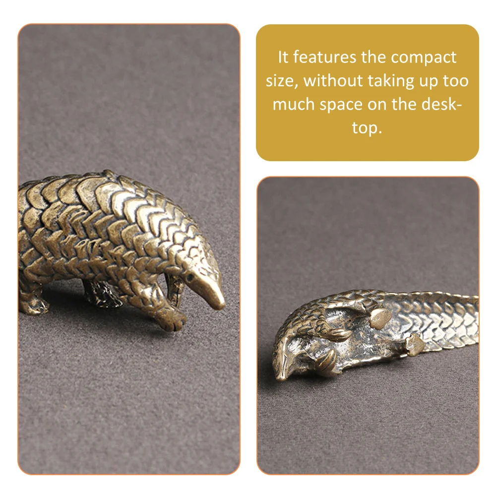 2Pcs Brass Pangolin Adornment Smooth Surface Compact Size Creative Indoor Decor Brass Pangolin Figurine Tabletop Animal Decor
2Pcs Brass Pangolin Adornment Smooth Surface Compact Size Creative Indoor Decor Brass Pangolin Figurine Tabletop Animal Decor