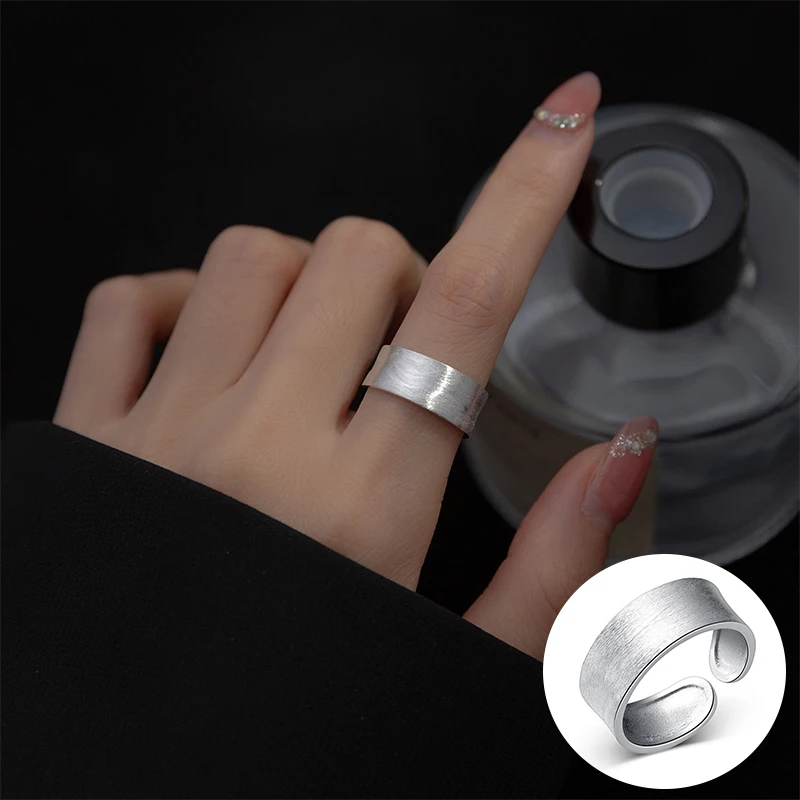 100% 925 Sterling Silver Geometric Open Ring for Women Girl Simple Wide Frosted Smooth Design Jewelry Party Gift Dropshipping
100% 925 Sterling Silver Geometric Open Ring for Women Girl Simple Wide Frosted Smooth Design Jewelry Party Gift Dropshipping