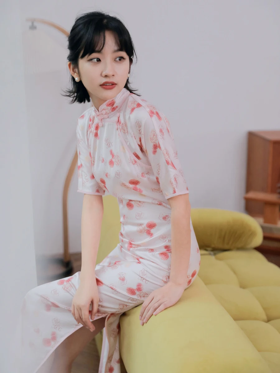 Momei Spring Summer Long Sve uangjin Sle Low Slit Daily Wear Artistic Snowflake Rose Pattern Silk Dr
Momei Spring Summer Long Sve uangjin Sle Low Slit Daily Wear Artistic Snowflake Rose Pattern Silk Dr