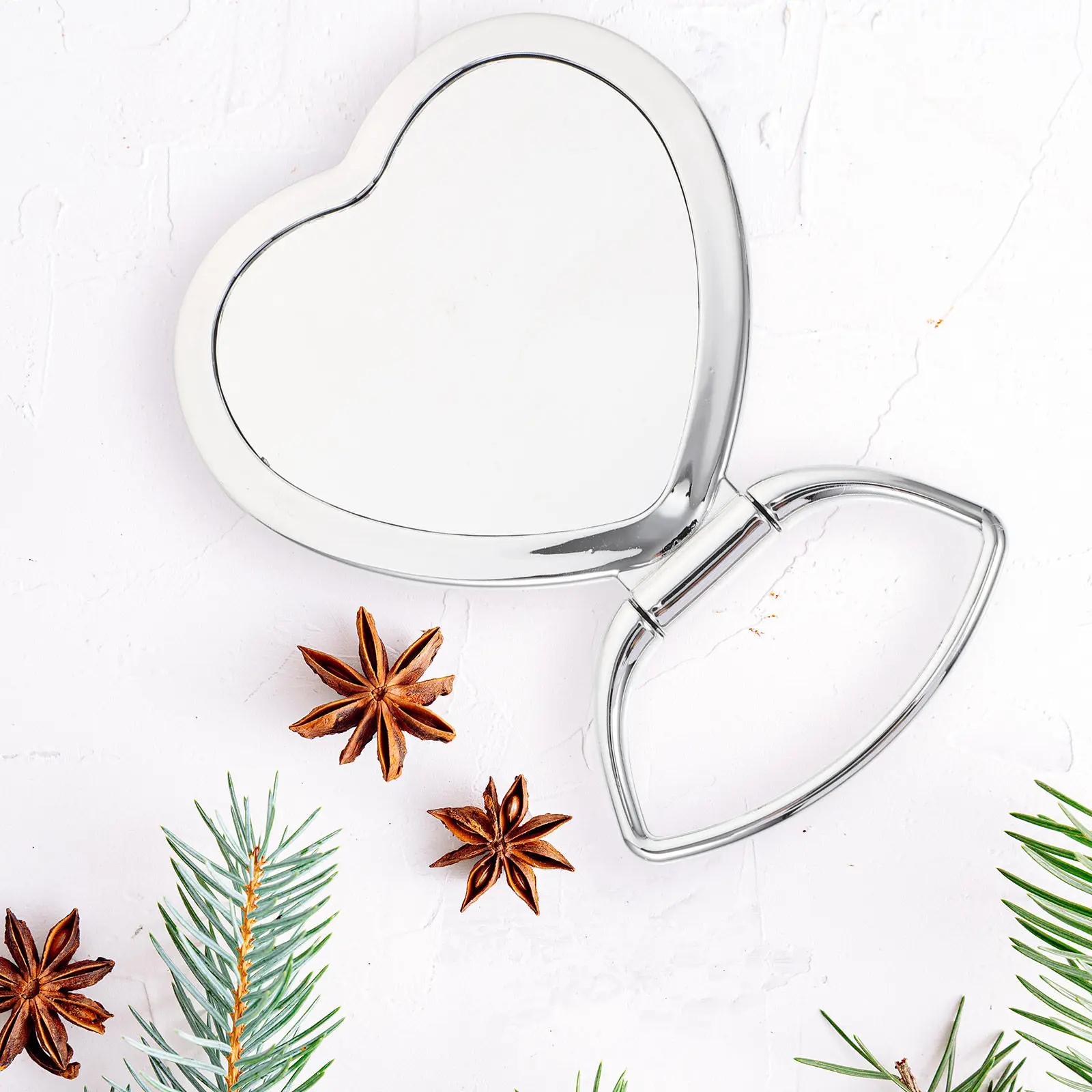 Зеркало в форме сердца, складное, для настольного использования, из премиальных материалов, косметическое зеркало для женщин, элегантная отделка, для дома, спальни, туалетного столика
Зеркало в форме сердца, складное, для настольного использования, из премиальных материалов, косметическое зеркало для женщин, элегантная отделка, для дома, спальни, туалетного столика