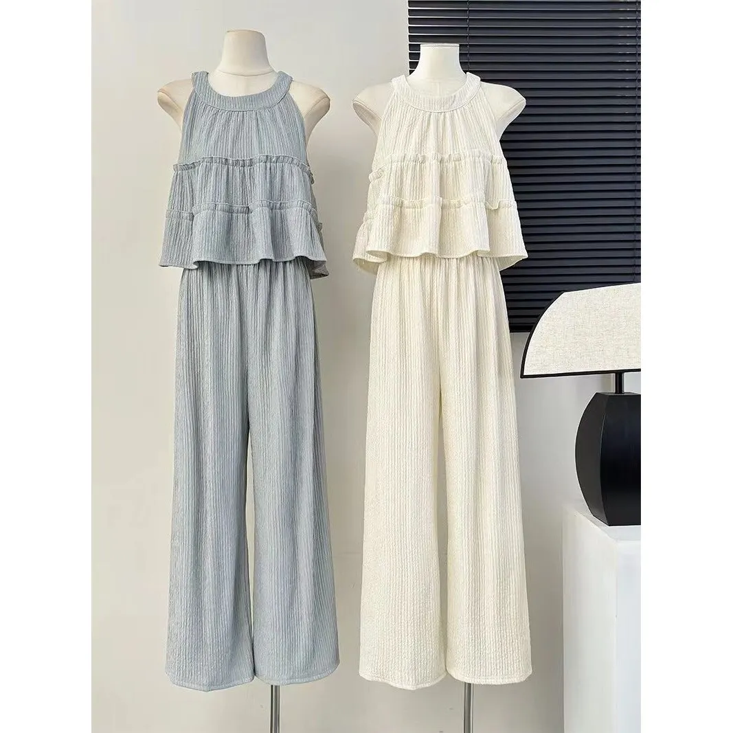 Faionable round Ne Svel Top High Waist Straight Leg Pants Women's Summer New Sle Korean Version Two-Piece Set
Faionable round Ne Svel Top High Waist Straight Leg Pants Women's Summer New Sle Korean Version Two-Piece Set