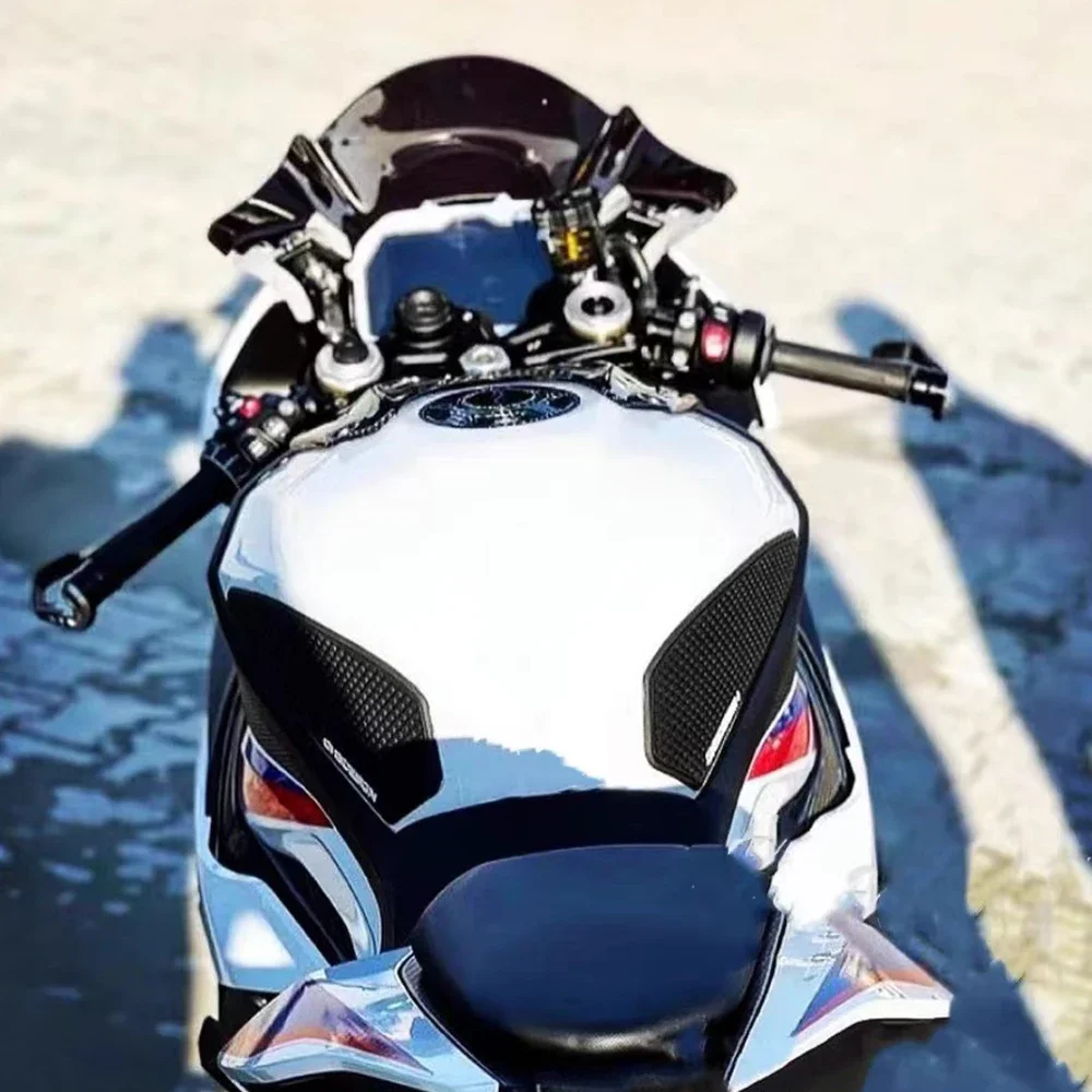 New For BMW S1000RR 2019-2024 S1000R 2021-2024 Motorcycle Protector Anti slip Tank Pad tank Side Traction Sticker
New For BMW S1000RR 2019-2024 S1000R 2021-2024 Motorcycle Protector Anti slip Tank Pad tank Side Traction Sticker