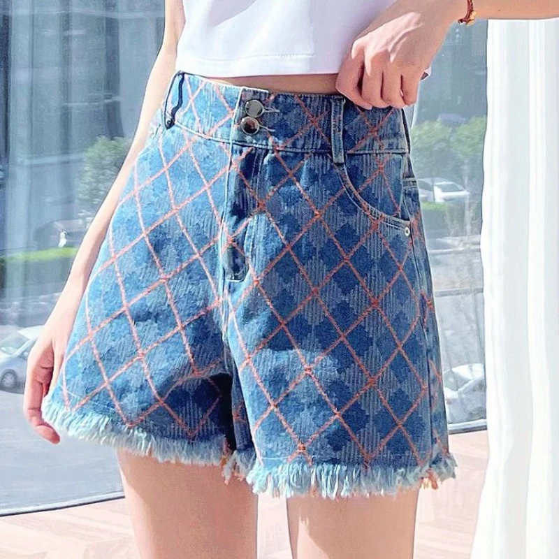 Women's Blue Denim Shorts Summer Female Fashion Casual Wide-leg Shorts Ins Loose Printed Embroidery Denim A-line Shorts Q867
Women's Blue Denim Shorts Summer Female Fashion Casual Wide-leg Shorts Ins Loose Printed Embroidery Denim A-line Shorts Q867
