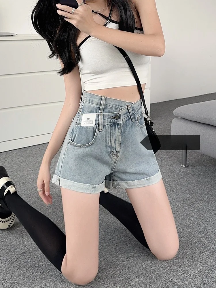 High Waist Wide Leg Short Jeans Women's Loose Slimming Summer Thin Cotton Polyester Blend Elastic Stretch Denim Shorts
High Waist Wide Leg Short Jeans Women's Loose Slimming Summer Thin Cotton Polyester Blend Elastic Stretch Denim Shorts