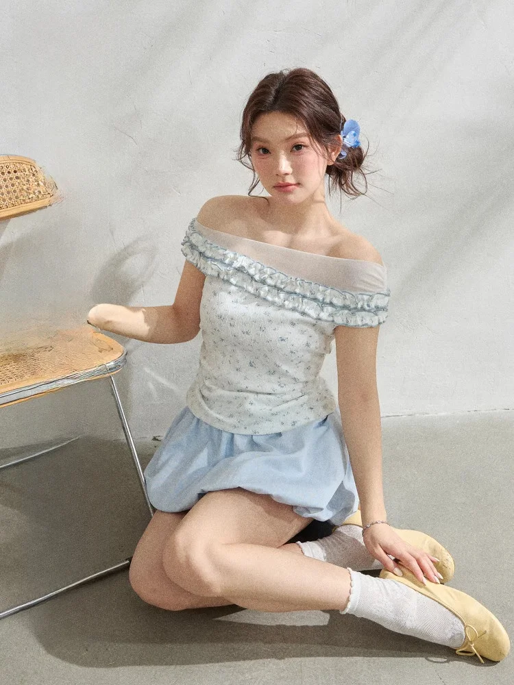 Zhang Da plus Size Korean Style Summer Slimming Desire One Shoulder Light Blue Floral Top And Flower Bud Half Skirt Set
Zhang Da plus Size Korean Style Summer Slimming Desire One Shoulder Light Blue Floral Top And Flower Bud Half Skirt Set