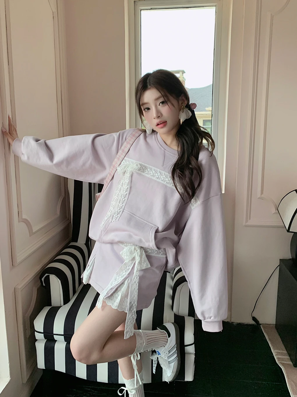 Ruan Ruan 2025 Осенний новый Dopane повседневный кружевной фиолетовый свитер T комплект женской юбки комплект из двух предметов хлопок длинный свеч круглый Ne
Ruan Ruan 2025 Осенний новый Dopane повседневный кружевной фиолетовый свитер T комплект женской юбки комплект из двух предметов хлопок длинный свеч круглый Ne