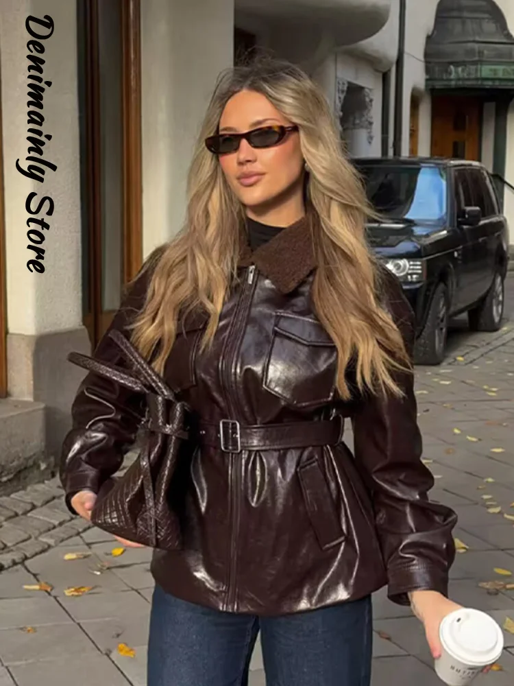 Модная кожаная куртка с глянцевым лоскутным воротником и поясом, женская куртка с лацканами и длинными рукавами на молнии, пальто с карманами, 2025 г., зимняя женская теплая верхняя одежда, новинка
Модная кожаная куртка с глянцевым лоскутным воротником и поясом, женская куртка с лацканами и длинными рукавами на молнии, пальто с карманами, 2025 г., зимняя женская теплая верхняя одежда, новинка