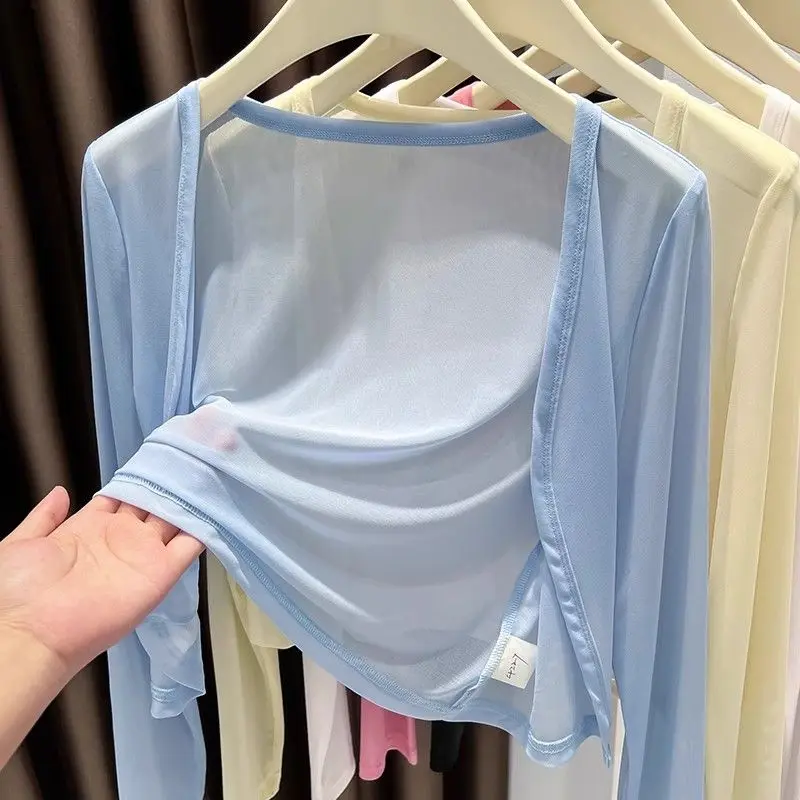 plus Size Ice Silk Mesh Shoulder Shawl Sun Protection Women's Outerwear Lace Cover up Summer Thin Coat V Neck Long Sleeve
plus Size Ice Silk Mesh Shoulder Shawl Sun Protection Women's Outerwear Lace Cover up Summer Thin Coat V Neck Long Sleeve