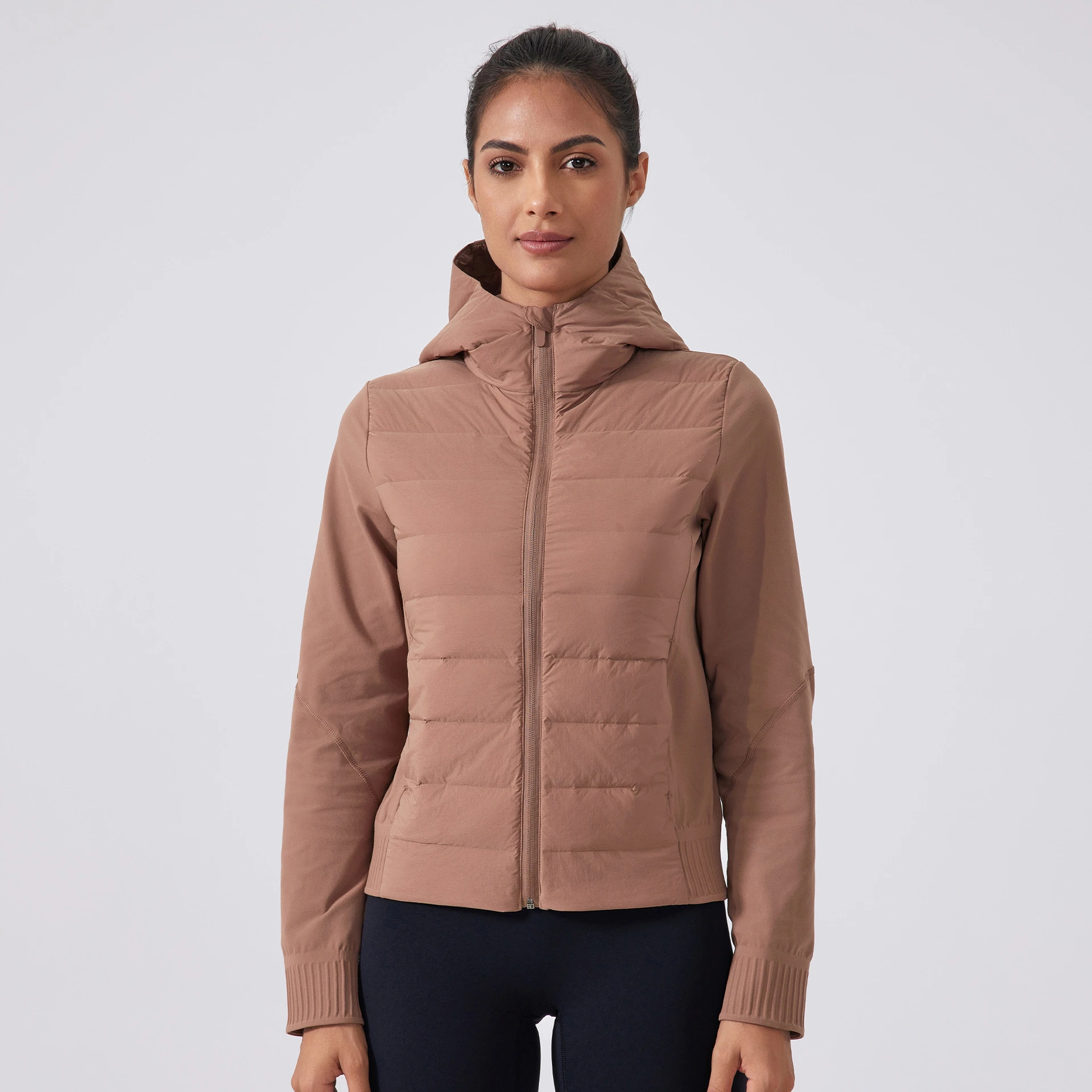 Mermaid Curve Autumn and Winter Short Waterproof Lightweight Down Jacket Women's Hooded Zipper Collar Warm Fitness Sports Jacket
Mermaid Curve Autumn and Winter Short Waterproof Lightweight Down Jacket Women's Hooded Zipper Collar Warm Fitness Sports Jacket