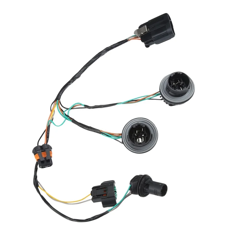 Комплект проводки для фар, прямая замена, компактный дизайн, простая установка.
Комплект проводки для фар, прямая замена, компактный дизайн, простая установка.