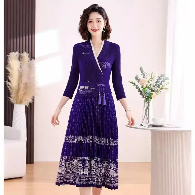 Chinese Style Printed Dress For Women Spring Autumn 2024 Fashion Slim Waist Standing Neck Office Cheongsam Pleated Dress K714
Chinese Style Printed Dress For Women Spring Autumn 2024 Fashion Slim Waist Standing Neck Office Cheongsam Pleated Dress K714