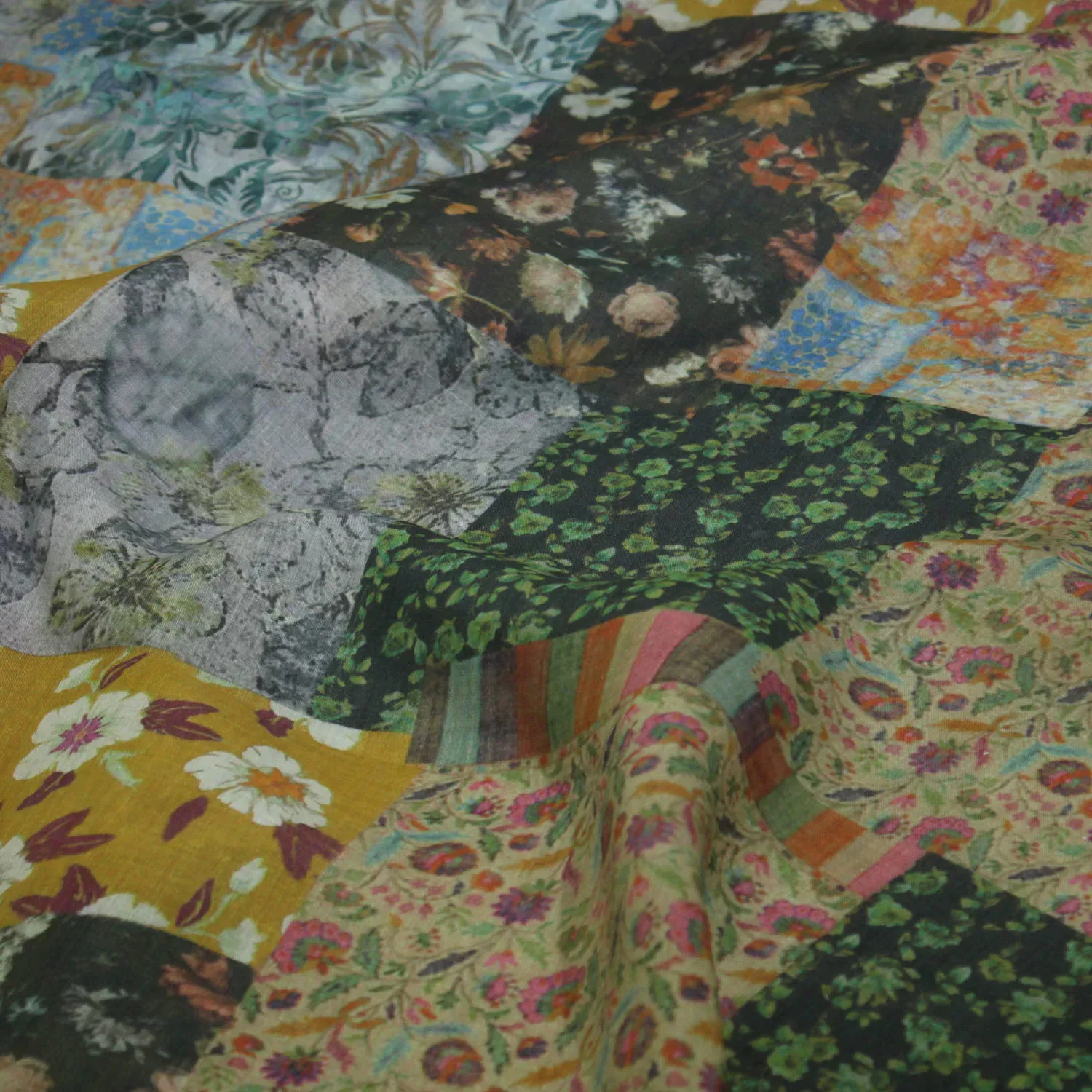 1yard pure ramie fabrics for clothing Vintage color blocked flowers print tela one-piece dress cheongsam shirt sewing fabric
1yard pure ramie fabrics for clothing Vintage color blocked flowers print tela one-piece dress cheongsam shirt sewing fabric