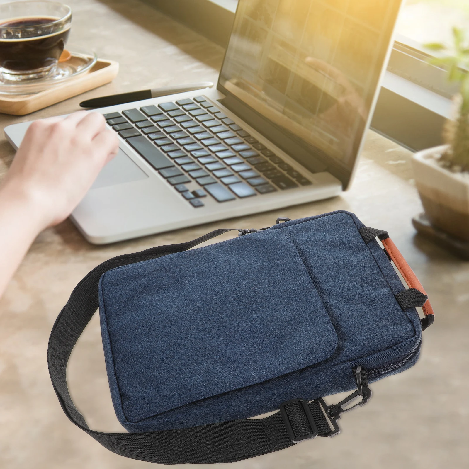 Laptop Bag 13.3 Inch Polyester Sleeve Case Portable Carrying Tablet Pouch Shockproof Laptop Holder Soft Lining Wear Resistance
Laptop Bag 13.3 Inch Polyester Sleeve Case Portable Carrying Tablet Pouch Shockproof Laptop Holder Soft Lining Wear Resistance