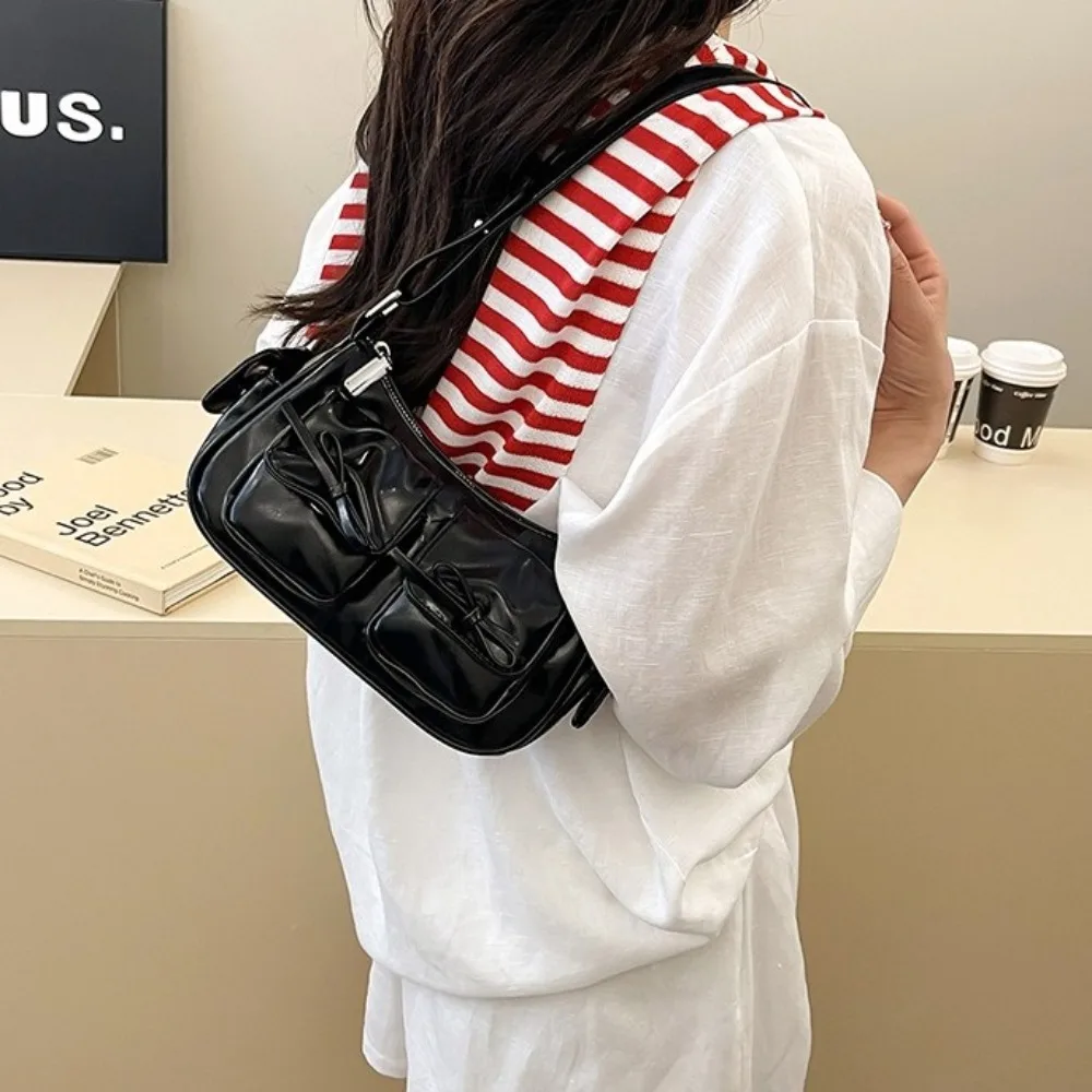 Multiple Pockets Bow Crossbody Bag Y2K Zipper PU Leather Underarm Bag Solid Color Adjustable Shoulder Strap Women Handbag
Multiple Pockets Bow Crossbody Bag Y2K Zipper PU Leather Underarm Bag Solid Color Adjustable Shoulder Strap Women Handbag