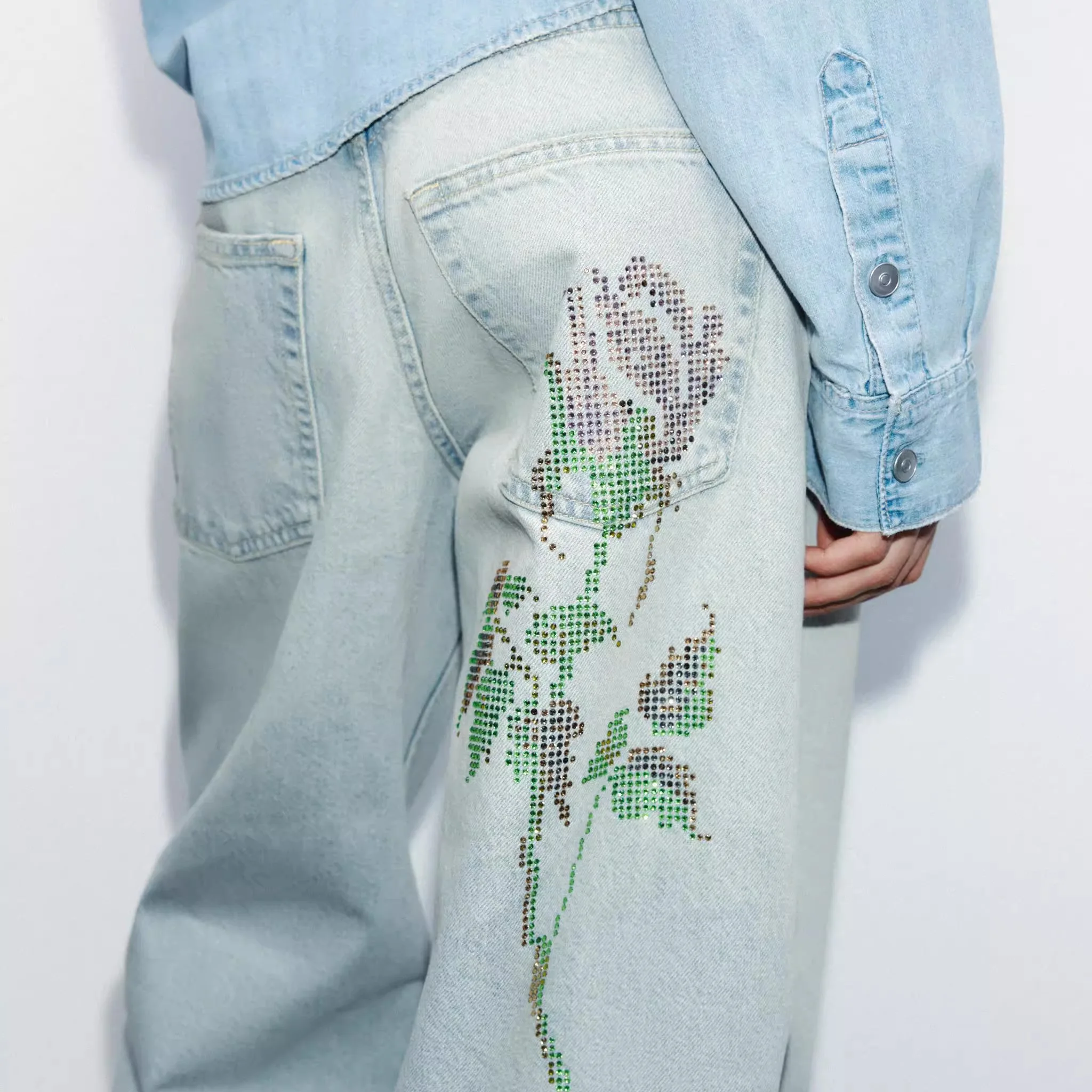 Spring 2025 New Faion Printed Micro Balloon Waist Denim Jeans Women's Casual High Waist Long Pants Anti-Wrinkle Comfortable
Spring 2025 New Faion Printed Micro Balloon Waist Denim Jeans Women's Casual High Waist Long Pants Anti-Wrinkle Comfortable