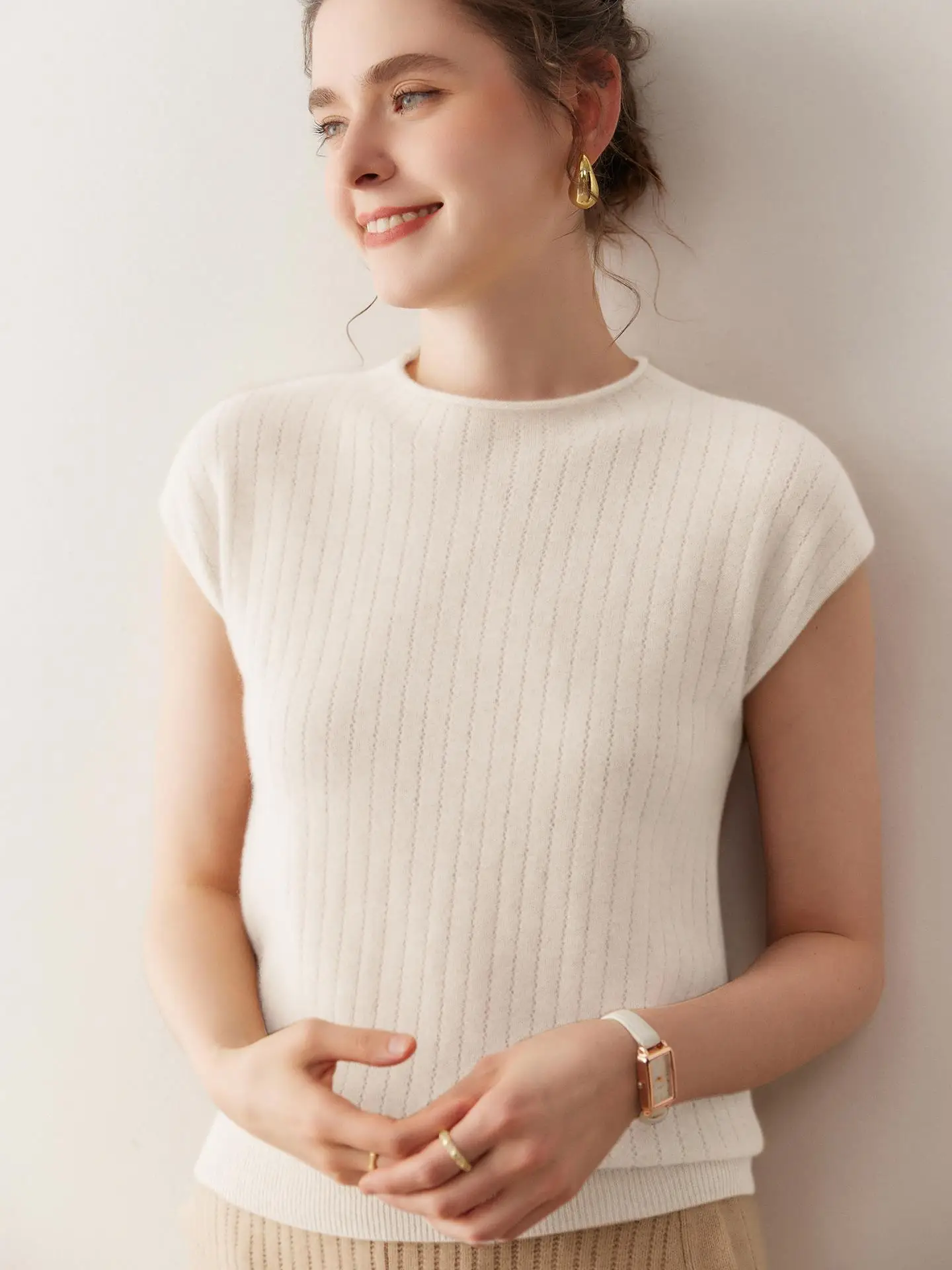 Осенне-зимний женский вязаный свитер с круглым вырезом, облегающий, в корейском стиле
Осенне-зимний женский вязаный свитер с круглым вырезом, облегающий, в корейском стиле