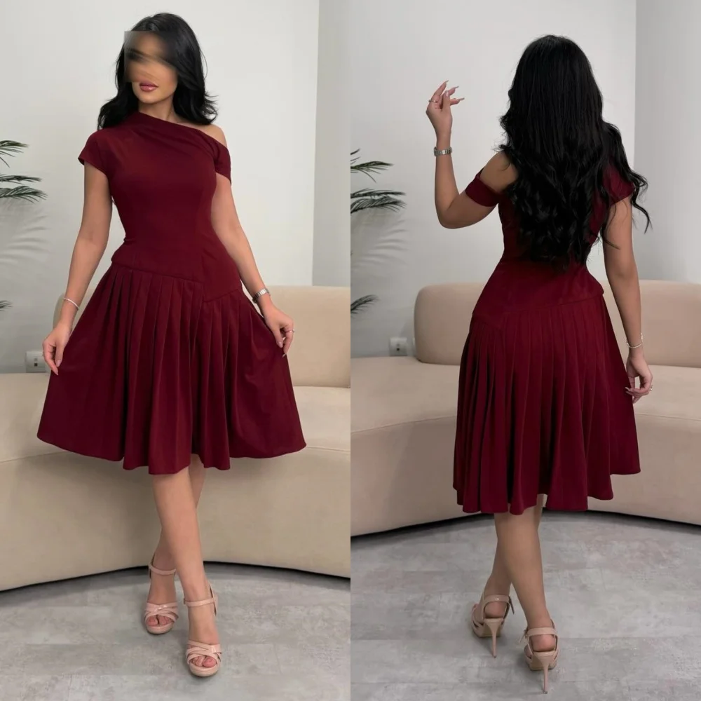Customized Fashion Jersey Pleat Straight Off-the-shoulder Knee Length Dresses Bespoke Occasion Homecoming High Quality
Customized Fashion Jersey Pleat Straight Off-the-shoulder Knee Length Dresses Bespoke Occasion Homecoming High Quality
