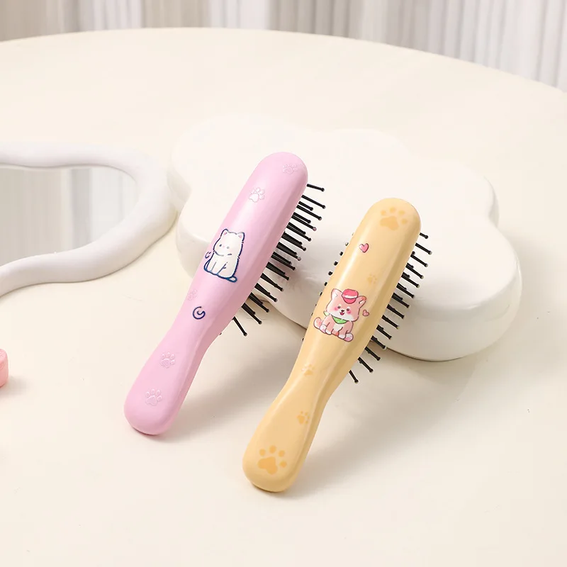 Cute cartoon portable comb women's small comb mini portable comb smooth hair color airbag children's small comb
Cute cartoon portable comb women's small comb mini portable comb smooth hair color airbag children's small comb