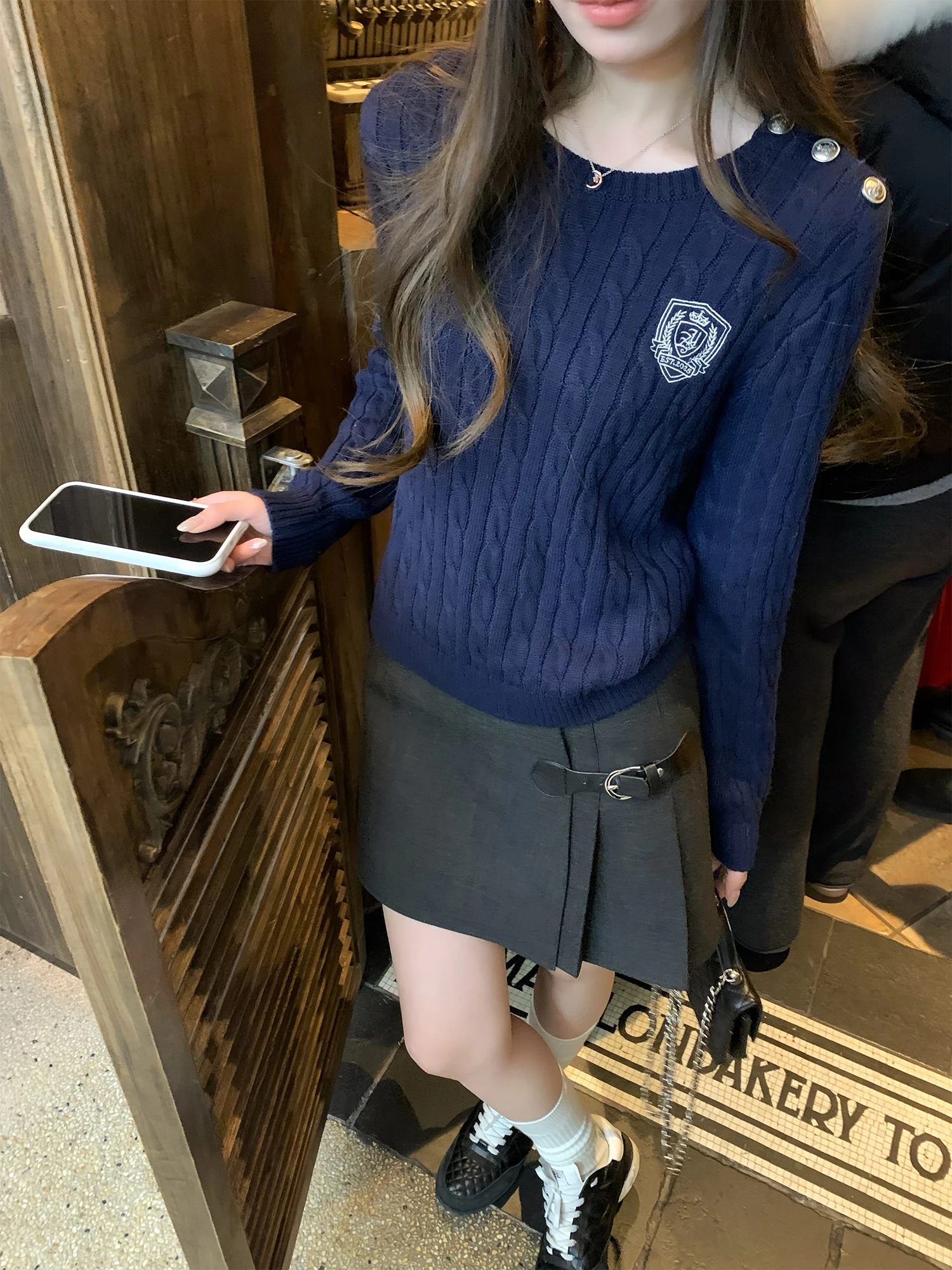 Hhi Knitted Embroidered Slim Fit round Ne Twist Sweater Early Spring Korean Design Women's Faion Casual Sle Long Sve
Hhi Knitted Embroidered Slim Fit round Ne Twist Sweater Early Spring Korean Design Women's Faion Casual Sle Long Sve